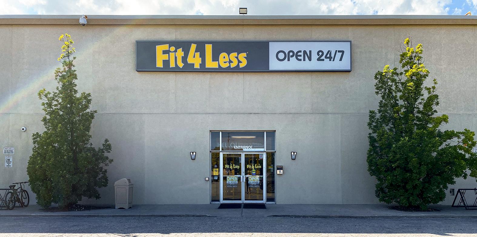 Exterior of a 24/7 Fit4Less Gym