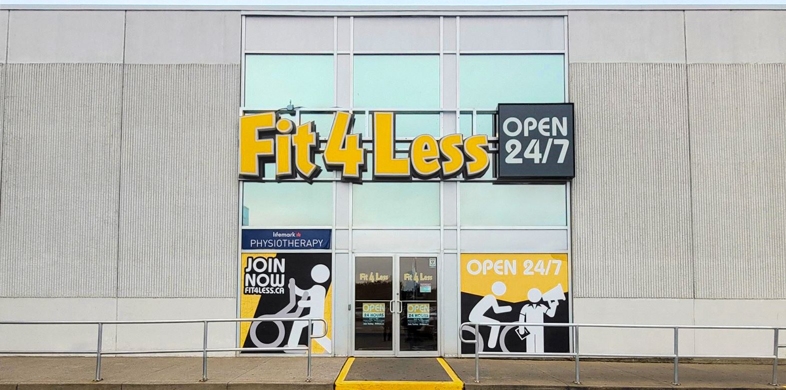 Exterior of a 24/7 Fit4Less Gym