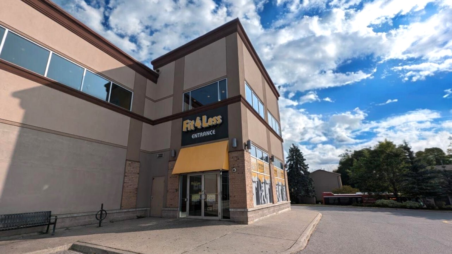 Exterior of a 24/7 Fit4Less Gym