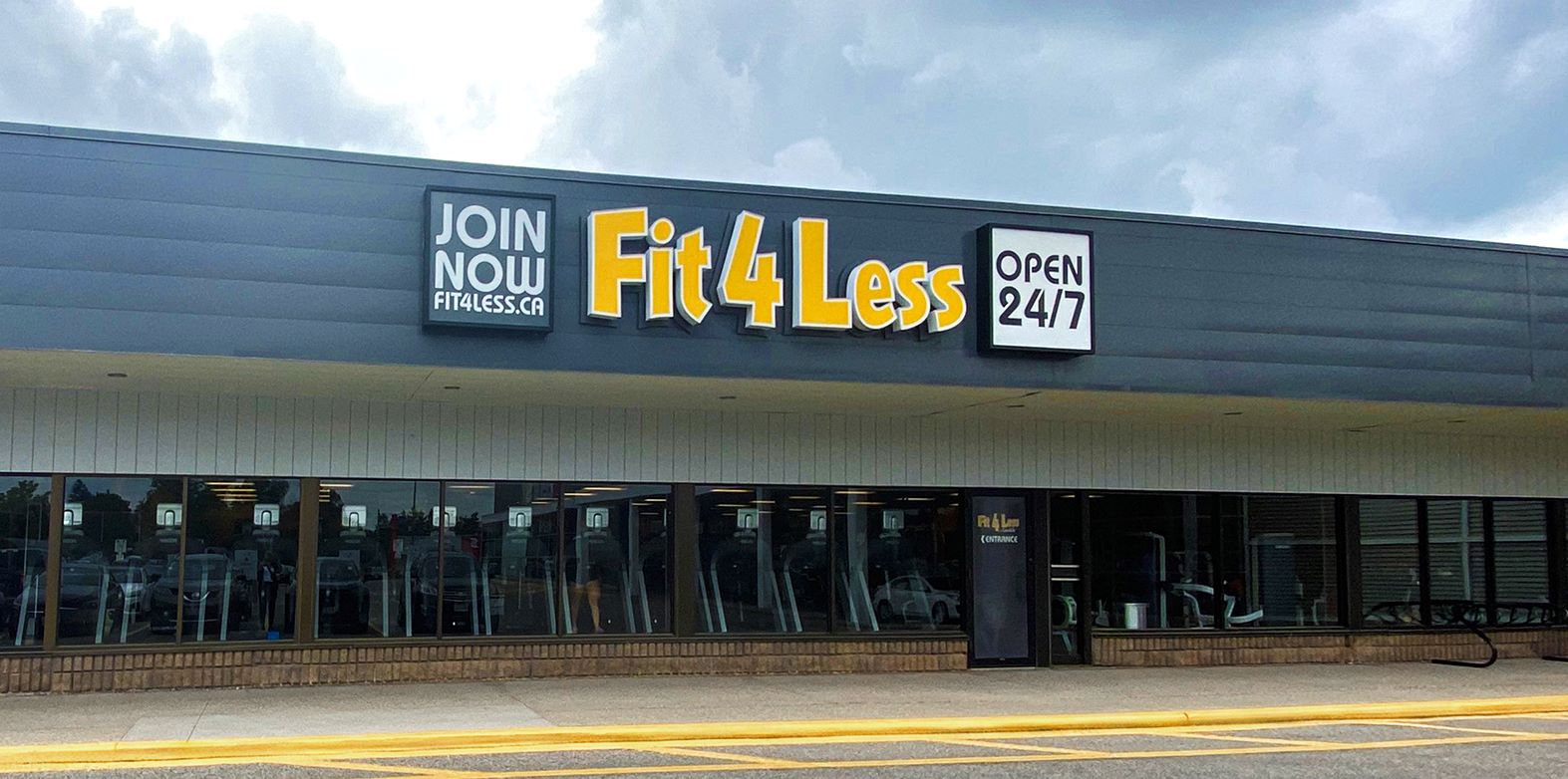 Exterior of a 24/7 Fit4Less Gym