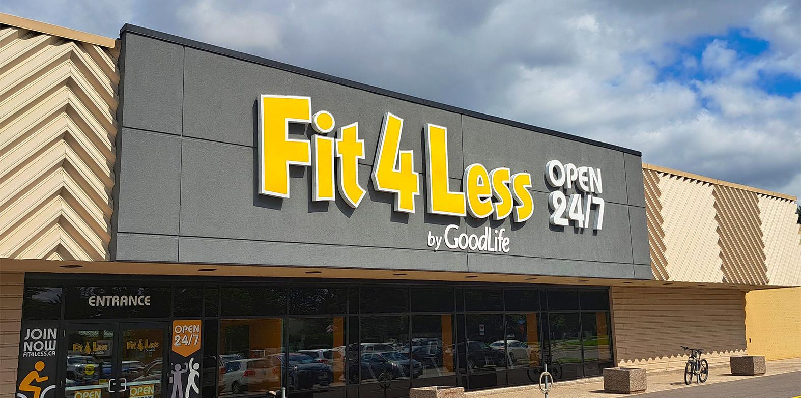 Exterior of a 24/7 Fit4Less Gym